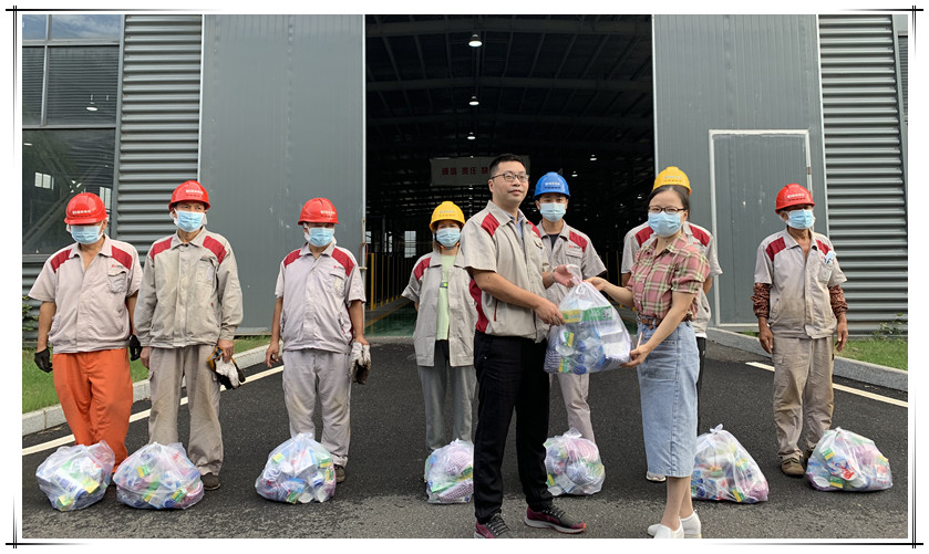 仪征市总工会慰问国泰一线员工